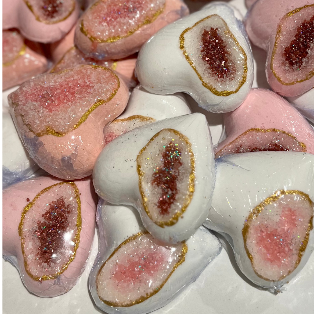 Geode Amethyst Heart Bath Bomb