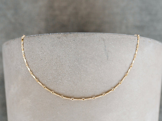 Scalloped Choker Necklace