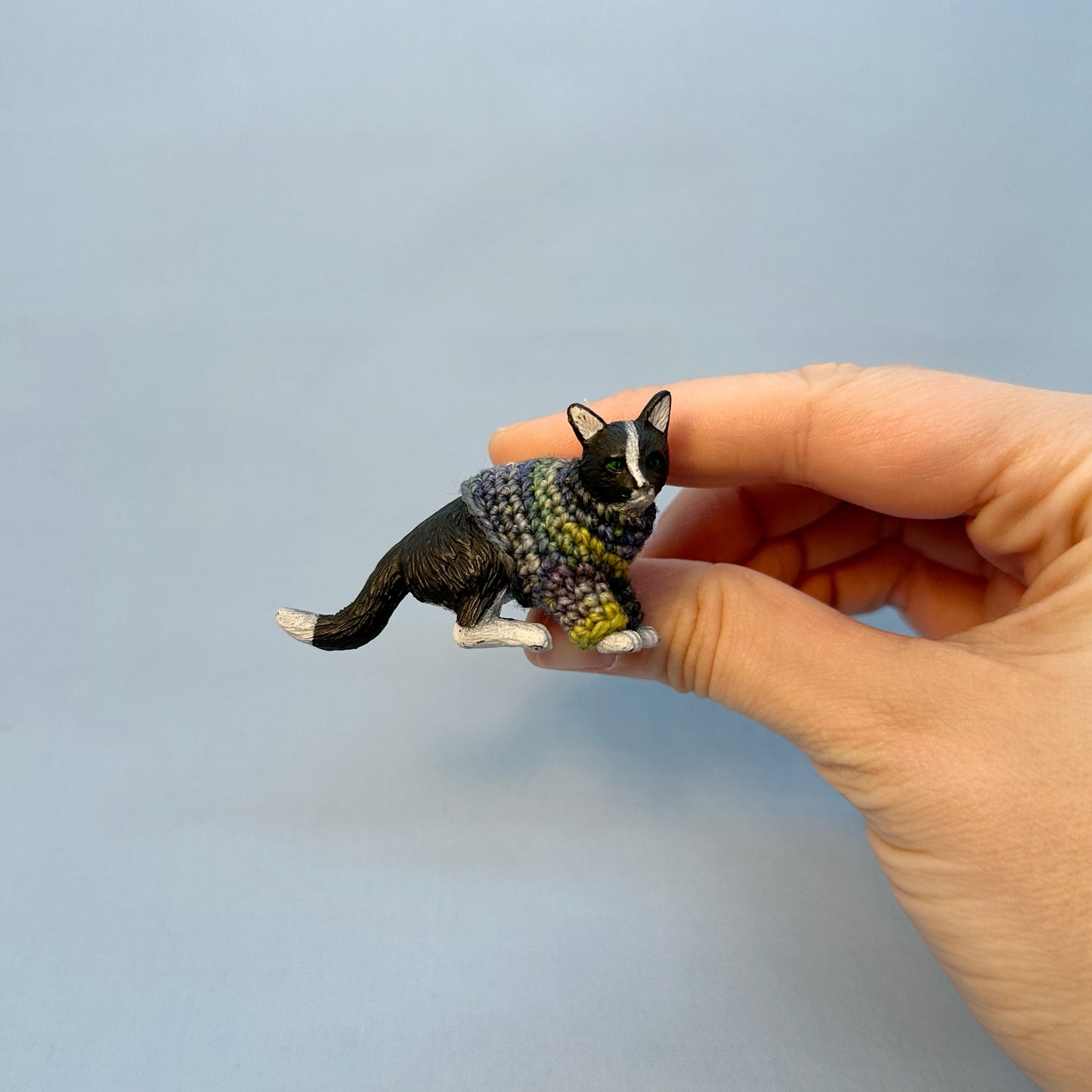 Black and White Cat “Sweater Friend” Magnet