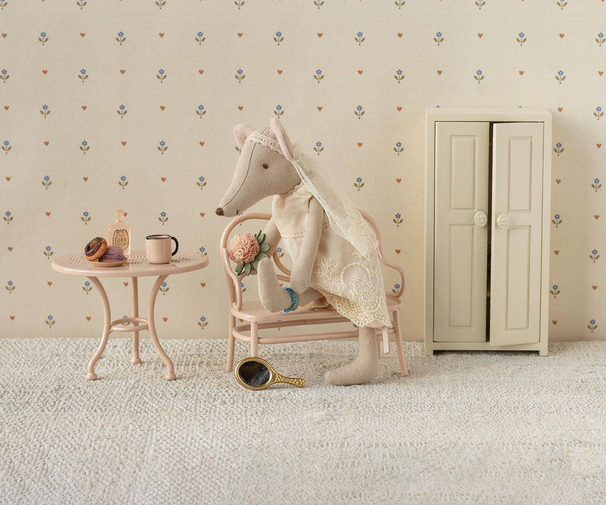 Wedding Dress Mum Mouse