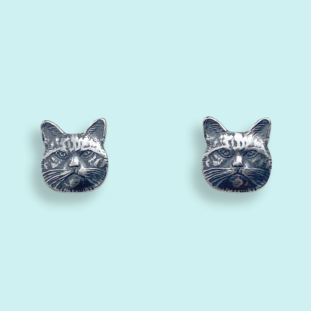 Silver Here Kitty Cat Stud Earrings