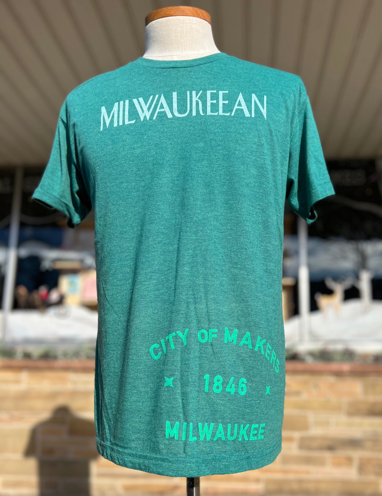 City Of Makers Milwaukeean Unisex T-shirt