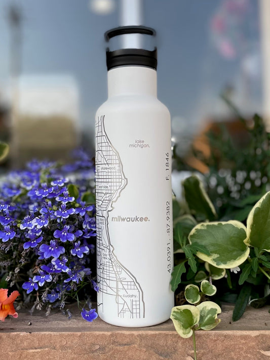 Milwaukee Map - Water Bottle - 21 oz