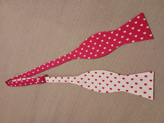 Ri's Ties Red and White Hearts