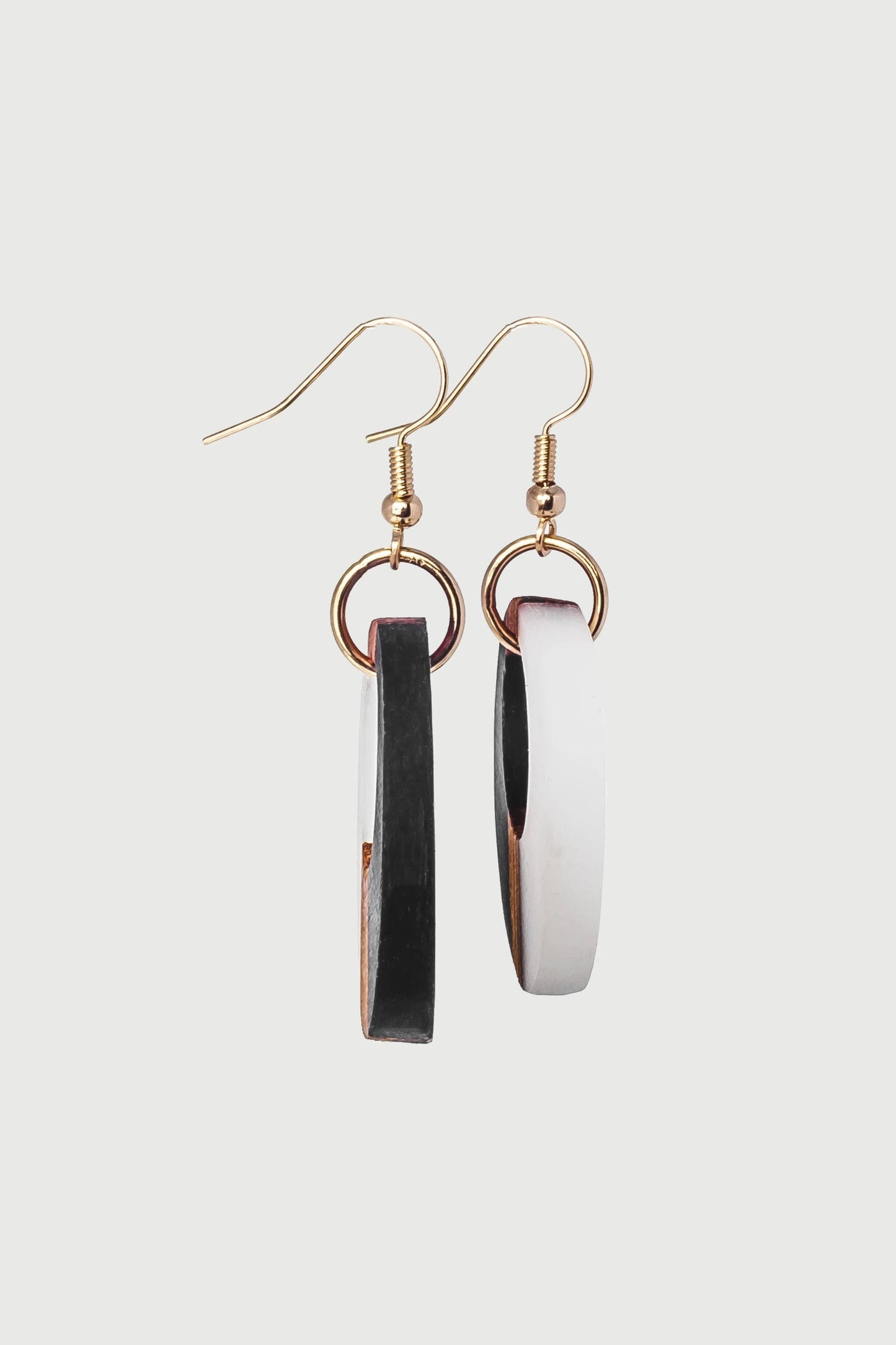 Dara Earrings