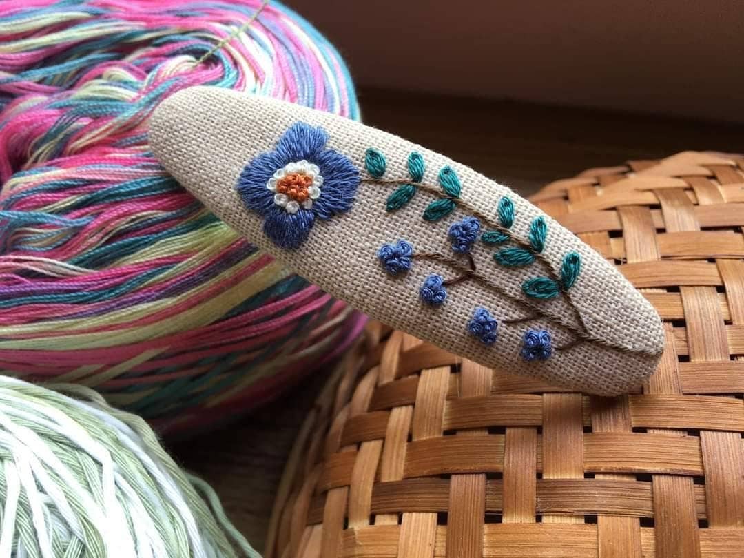 Flower Garden Embroidered Hair Barrette, Collection Grace🪡