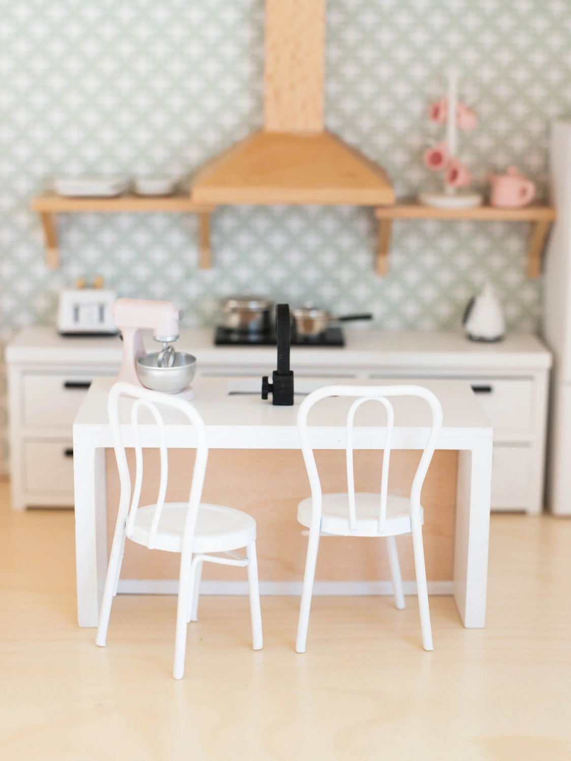 Dollhouse Metal Bistro Chair Set White