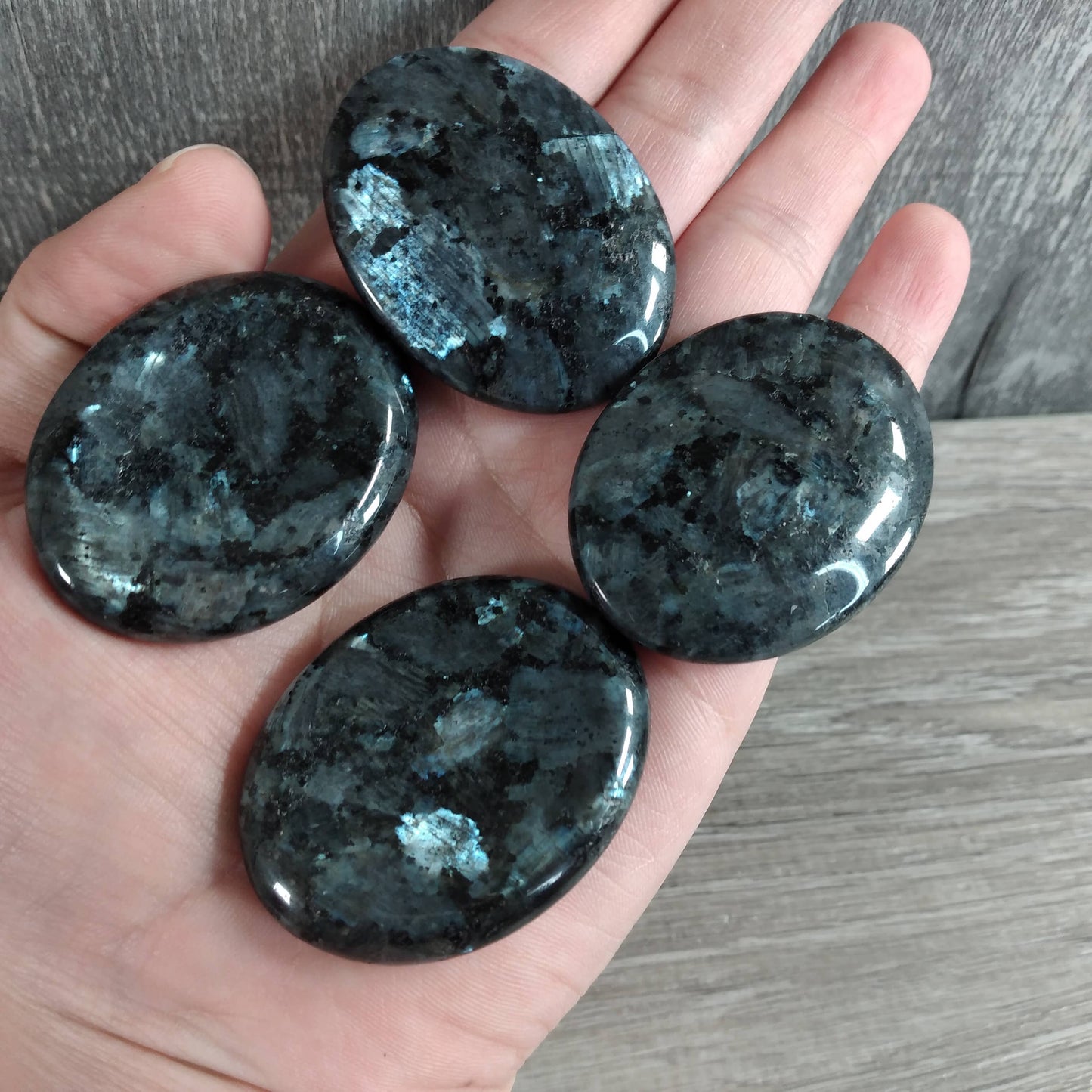 Oval Gemstone Worry Stones – Bulk Pocket Crystals