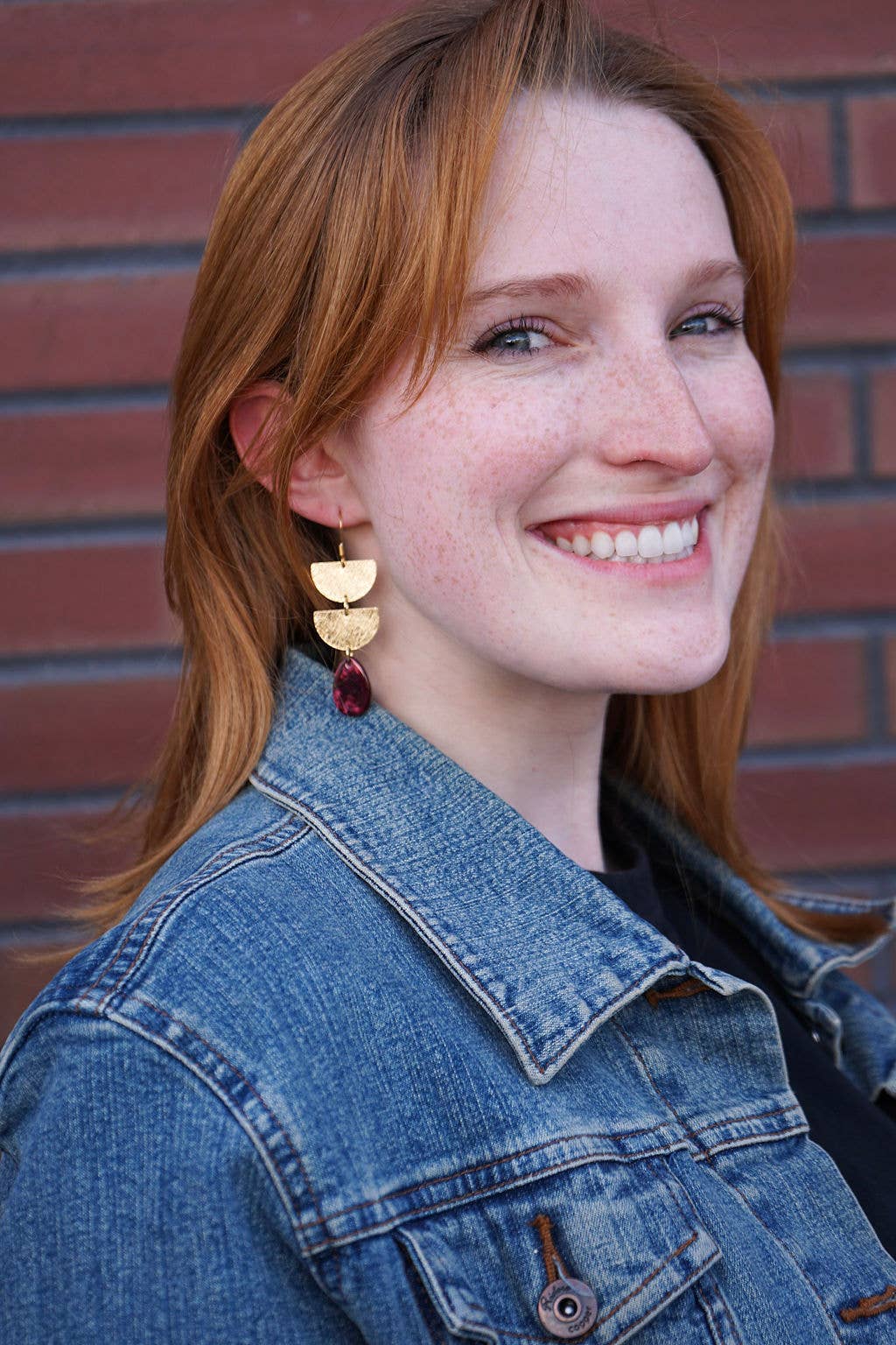 Aria Earrings - Maroon