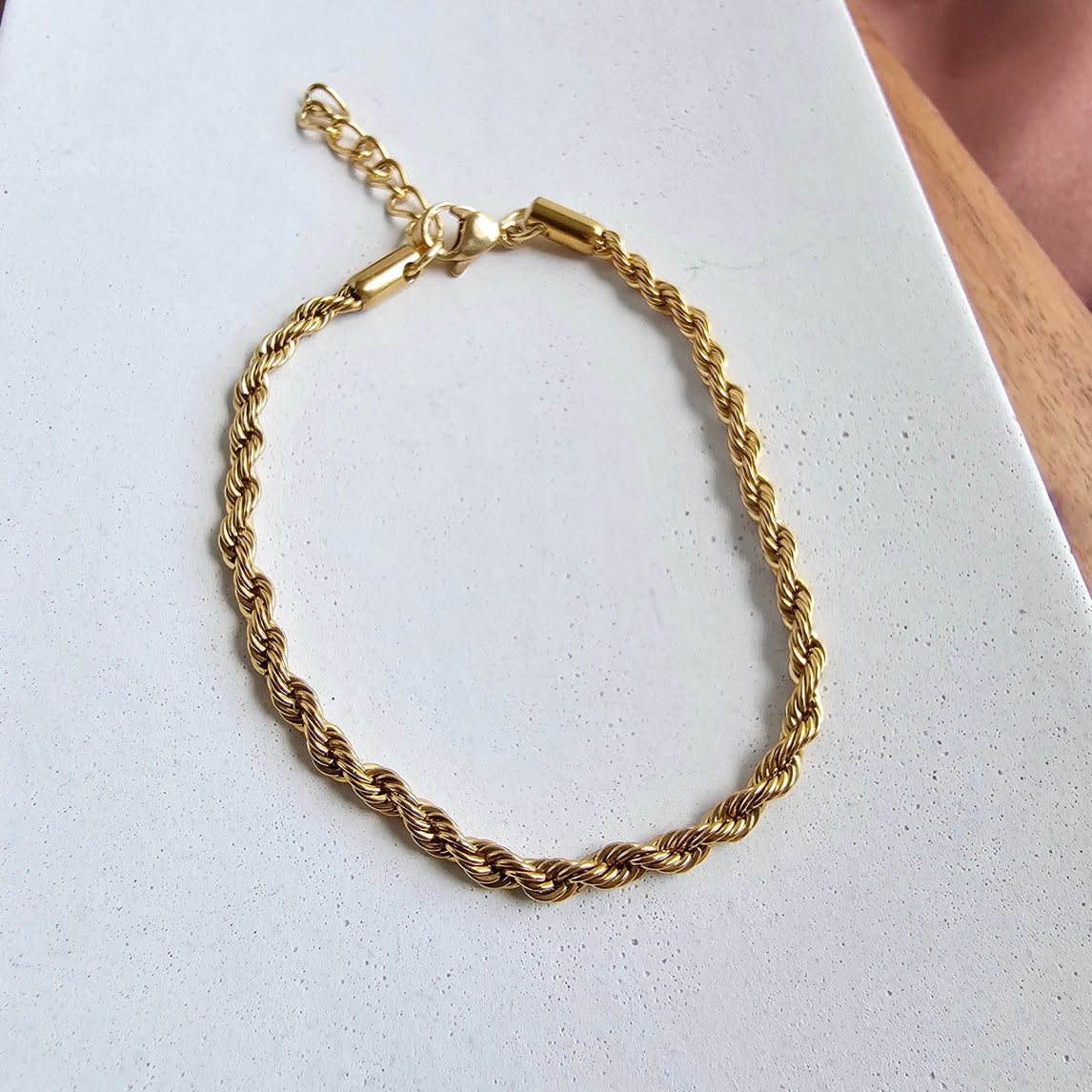 Luxe Gold Rope Bracelet