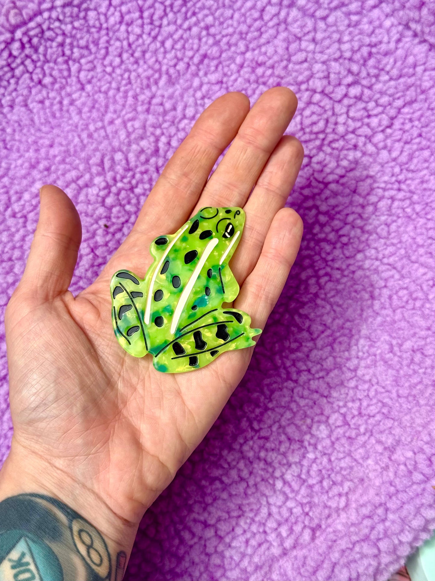 Leopard Frog French Hair Clip
