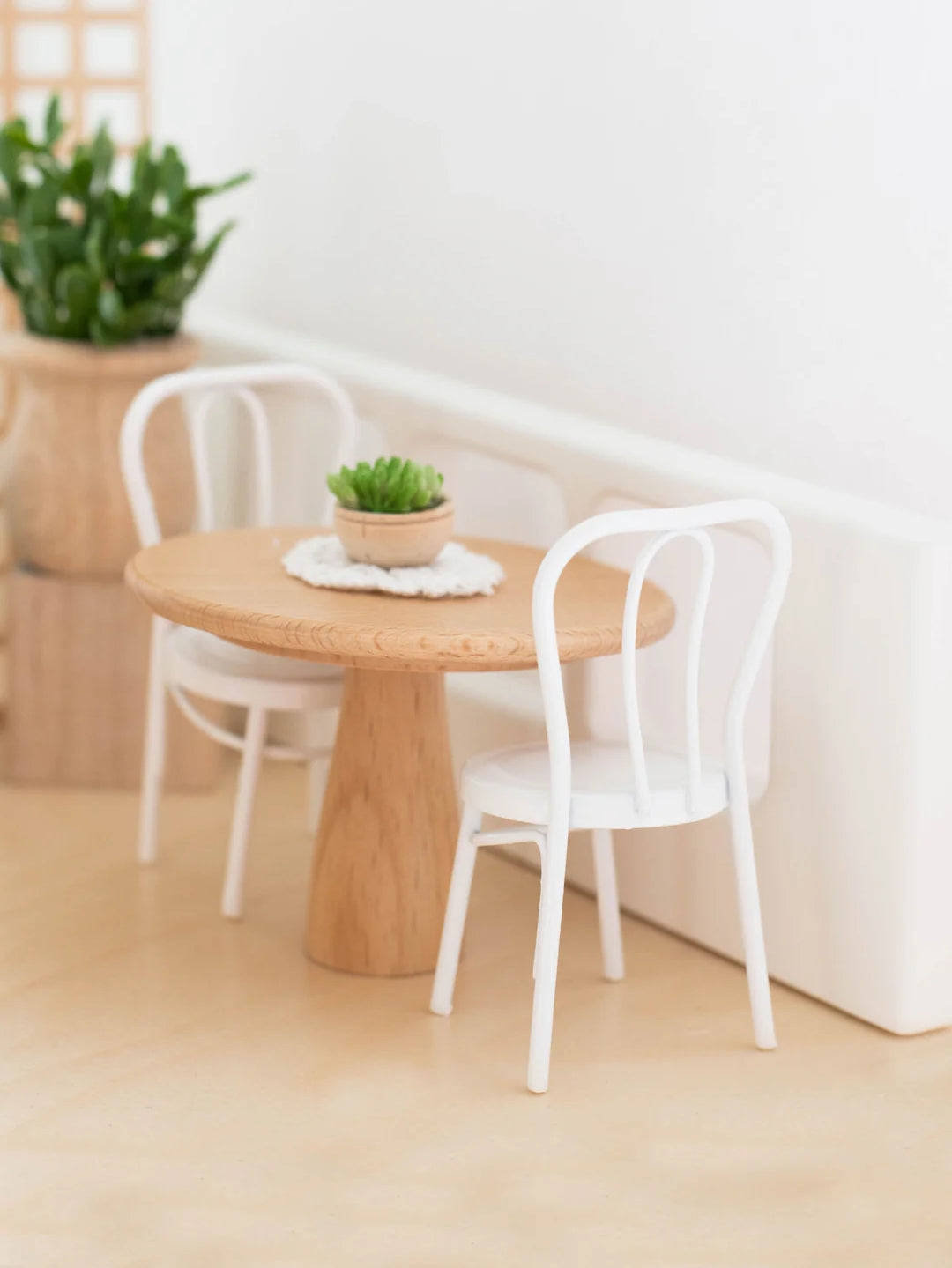 Dollhouse Metal Bistro Chair Set White