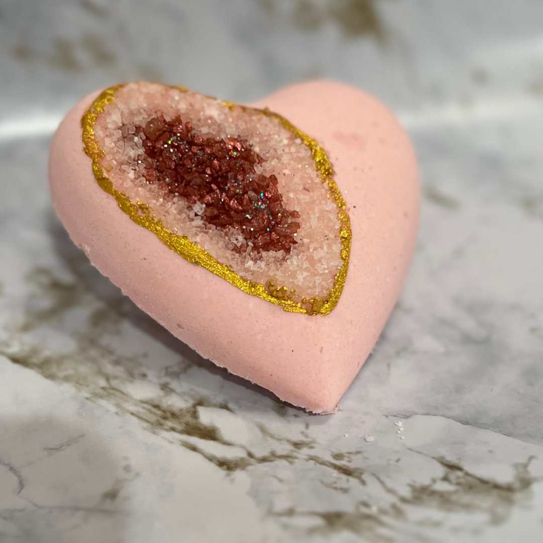Geode Amethyst Heart Bath Bomb
