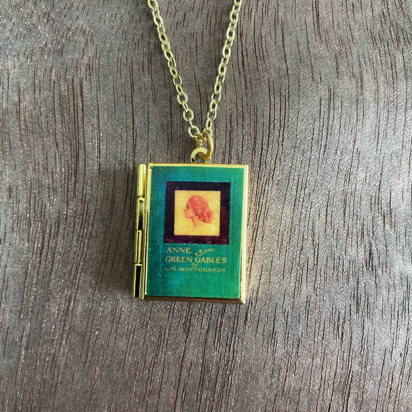 Book Locket Anne of Green Gables - Green First Edition