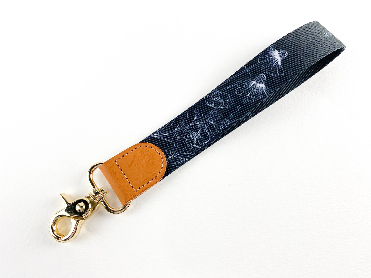 Black and White Floral Wrist Lanyard Keychain