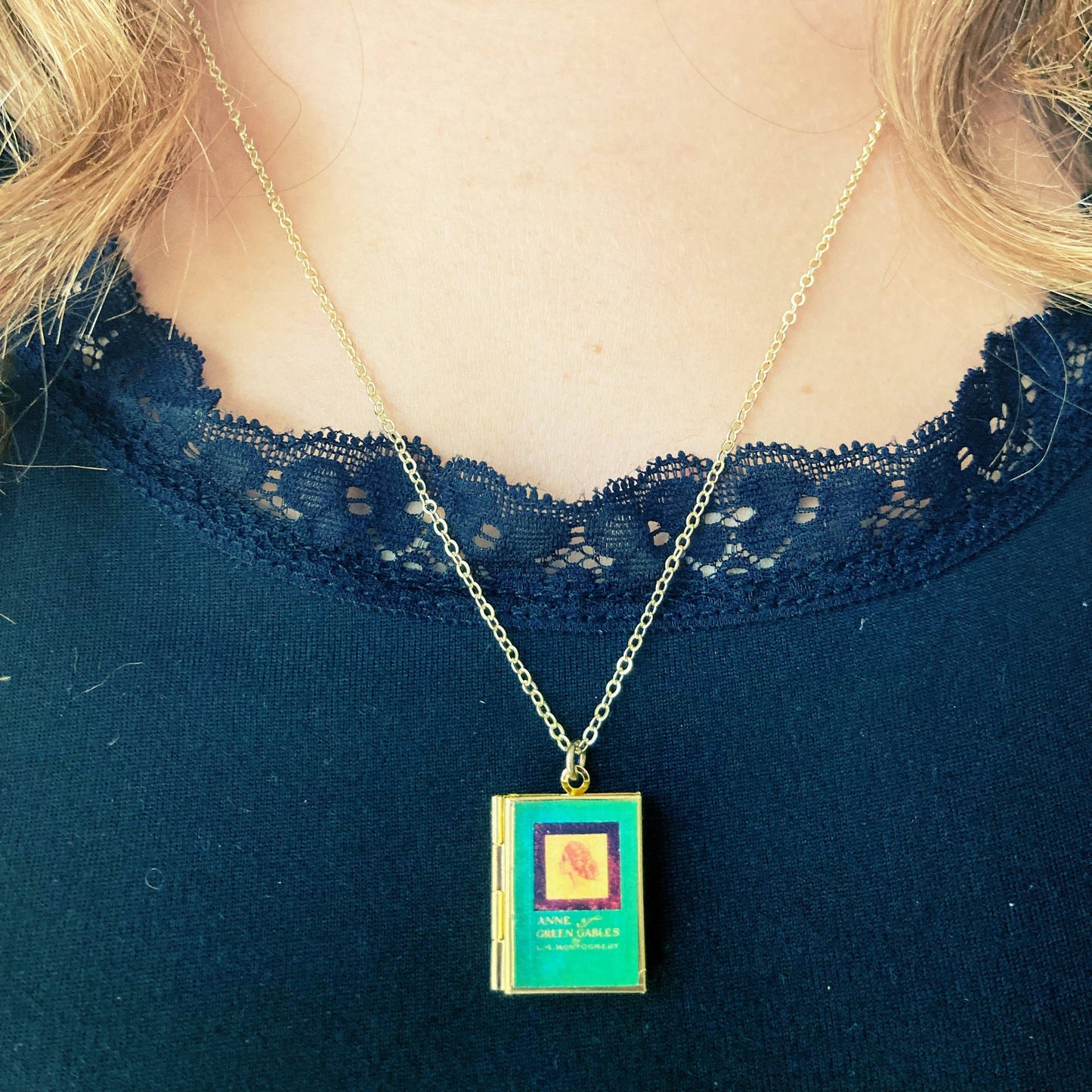 Book Locket Anne of Green Gables - Green First Edition