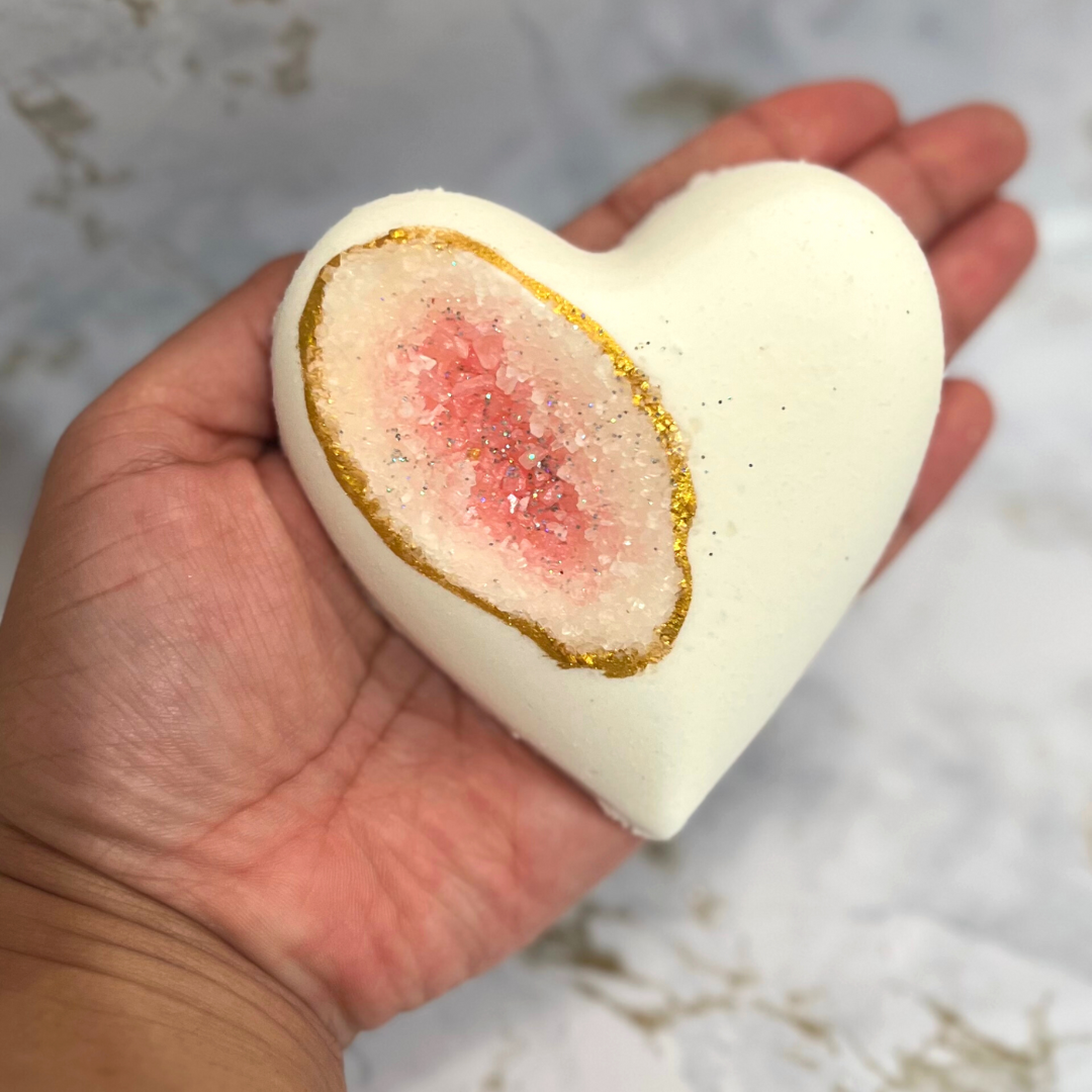 Geode Amethyst Heart Bath Bomb