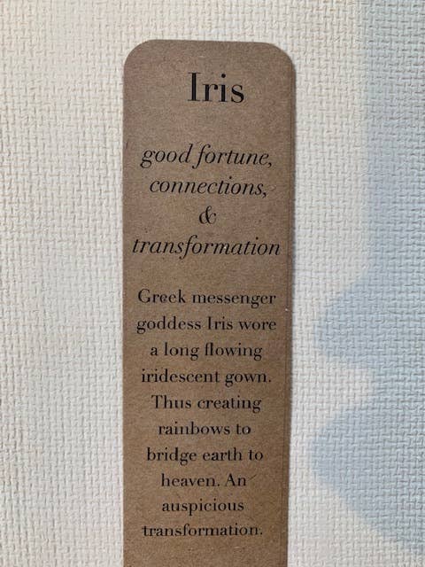 Tray: Iris