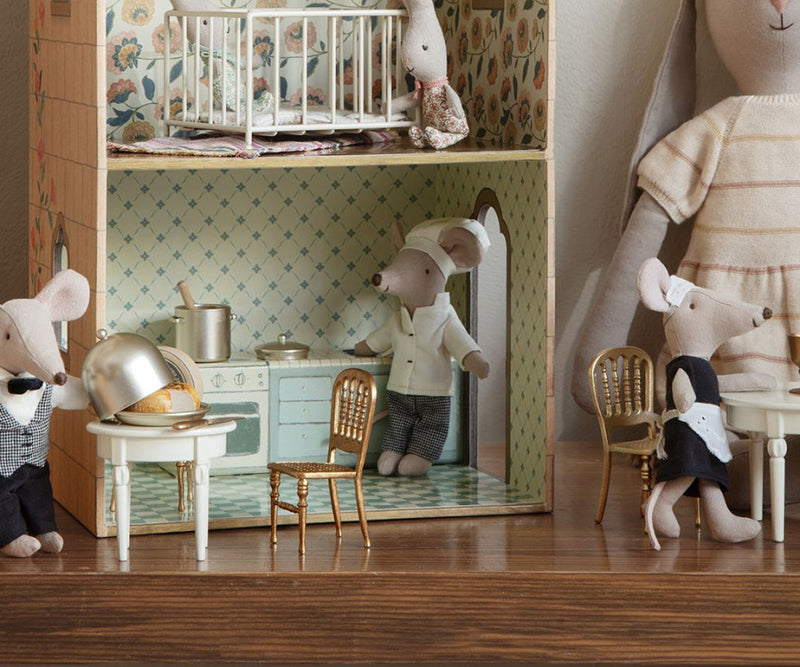 Gold Chair For Mouse