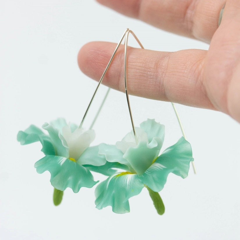 Lightweight Iris Earrings