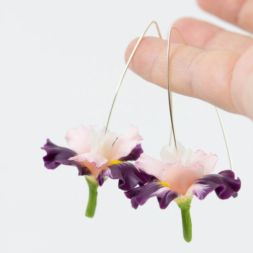 Lightweight Iris Earrings